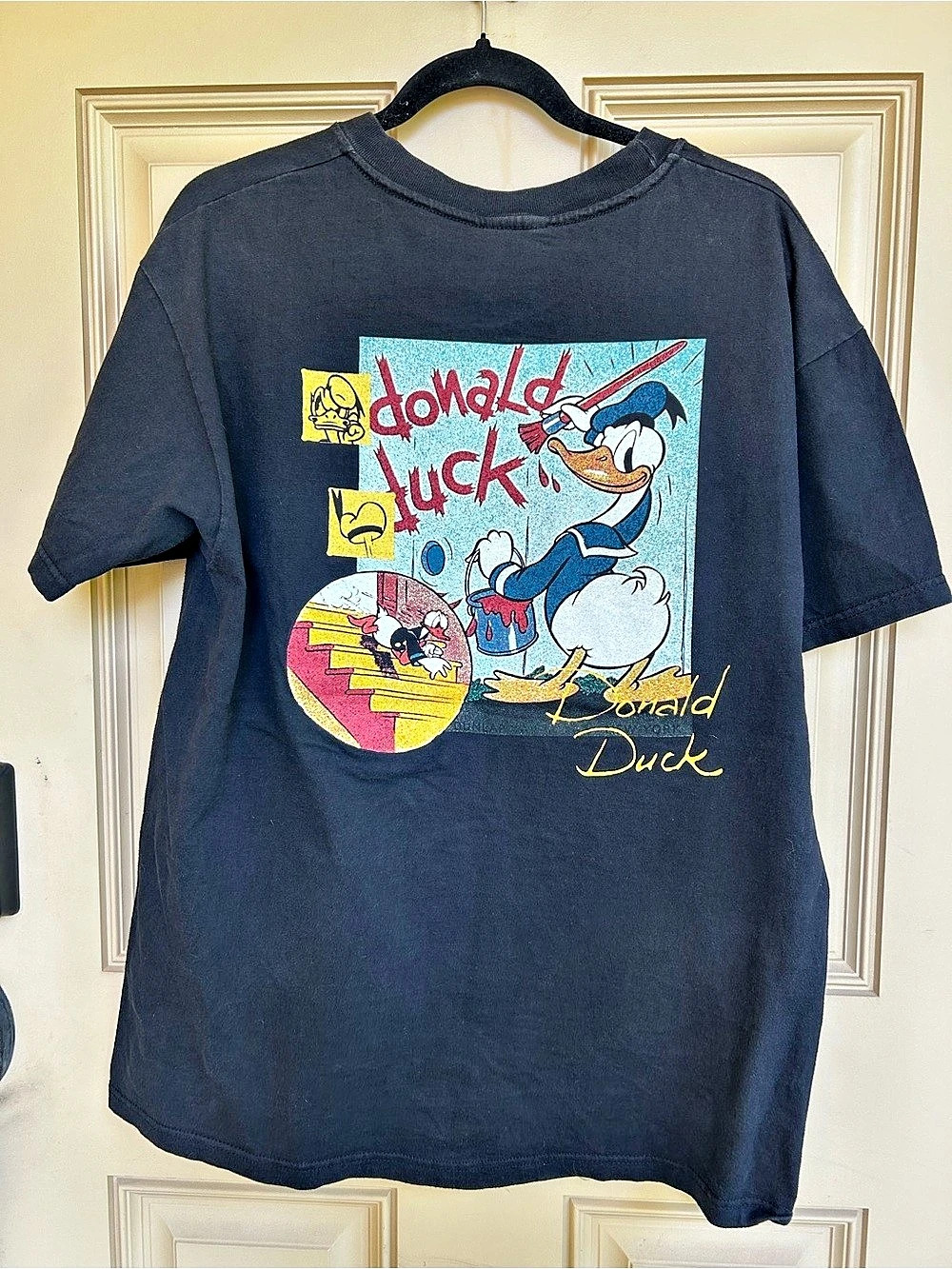 Disney Donald Duck Graphic Short Sleeve Tee in Black